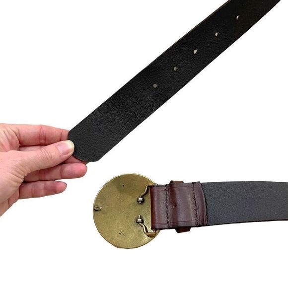 Coldwater Creek leather belt round brass tooled buckle Size L brown boho western - Picture 7 of 9